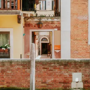 Casa Accademia Holiday home Venice